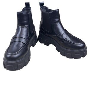 Circus NY Sam Edelman Lug Sole 2”Loafer Chelsea Boots Black Chunky 7.5